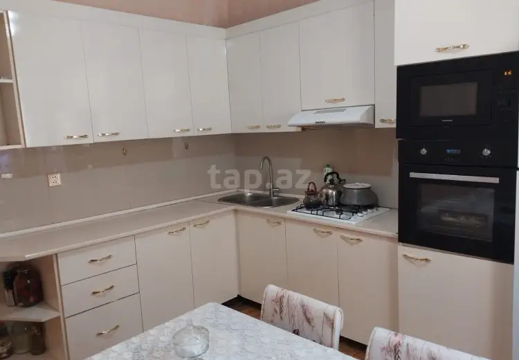 6 otaqlı mənzil , Badamdar qəs., Səbail, Bakı