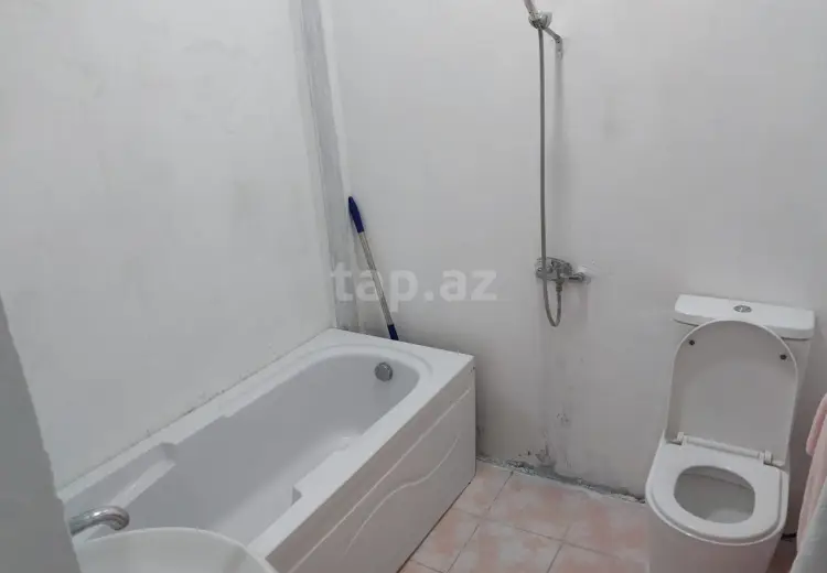6 otaqlı mənzil , Badamdar qəs., Səbail, Bakı