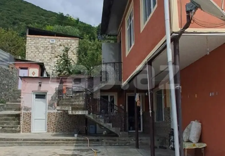 5 otaqlı mənzil , Şəki
