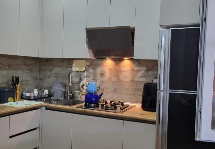 4 otaqlı mənzil , Sumqayıt