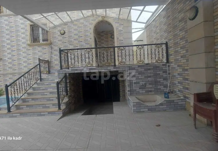 7 otaqlı mənzil , Bakı