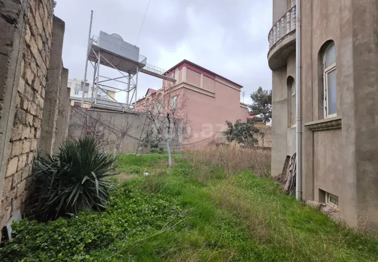 10 otaqlı mənzil , Bakı