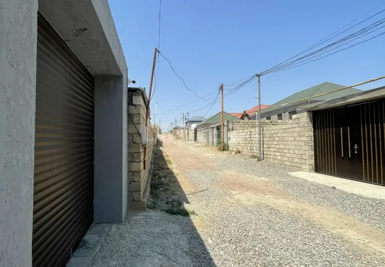 7 otaqlı mənzil , Bakı