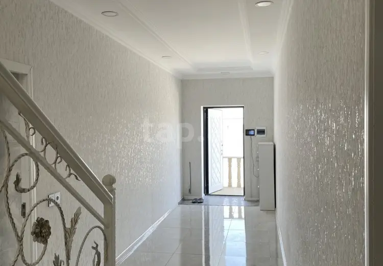 7 otaqlı mənzil , Bakı