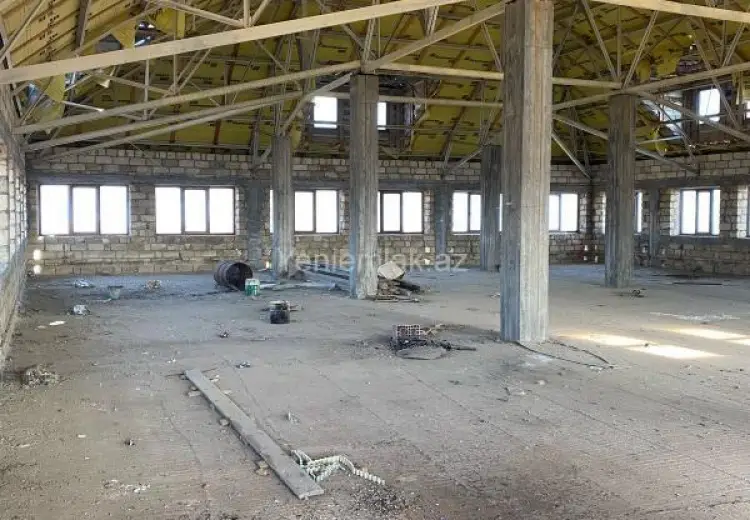 4000 m² Obyekt / Ofis Satılır, Quba