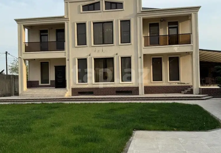 6 otaqlı mənzil , Xırdalan
