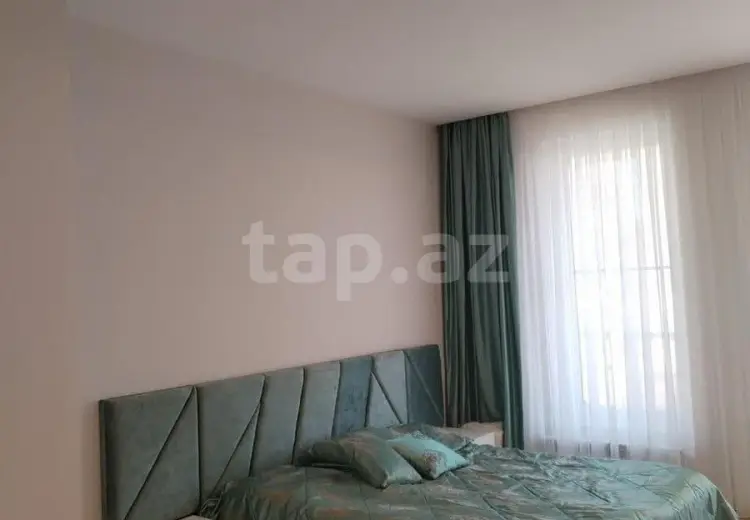 6 otaqlı mənzil , Xırdalan