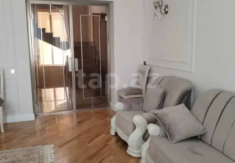 6 otaqlı mənzil , Xırdalan