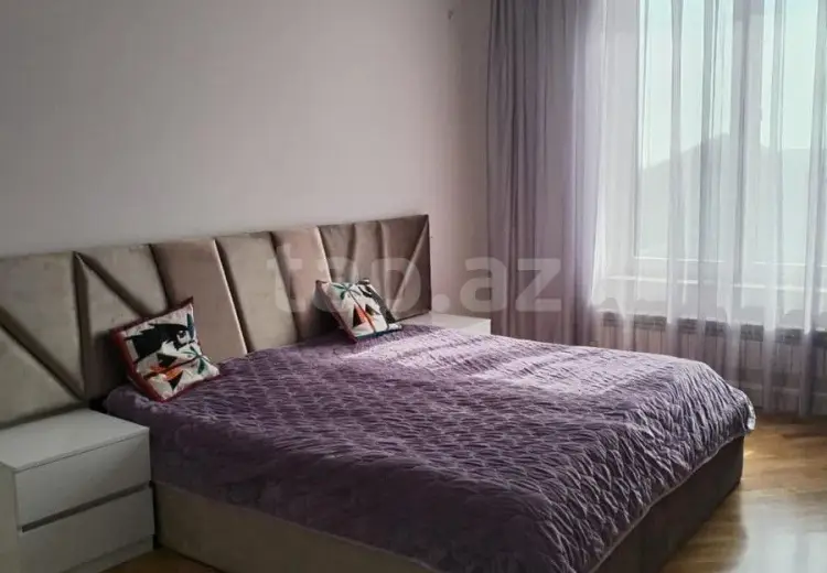 6 otaqlı mənzil , Xırdalan
