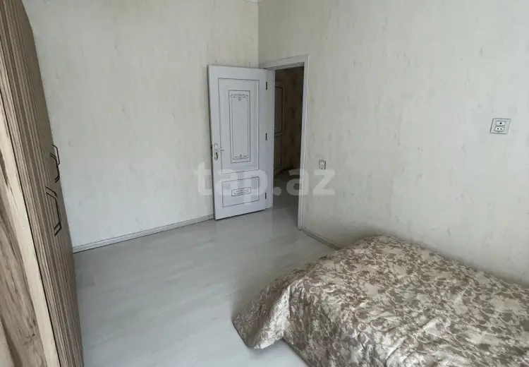 4 otaqlı mənzil , Bakı