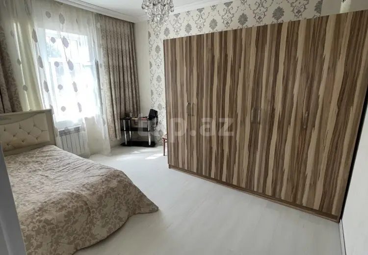 4 otaqlı mənzil , Bakı