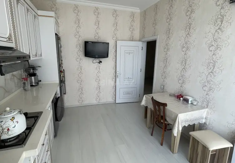 4 otaqlı mənzil Satılır, Abşeron