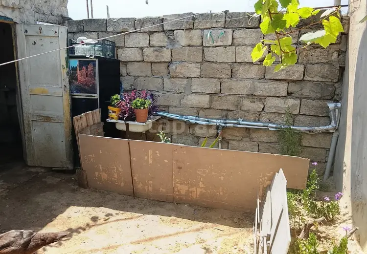 3 otaqlı mənzil , Bakı
