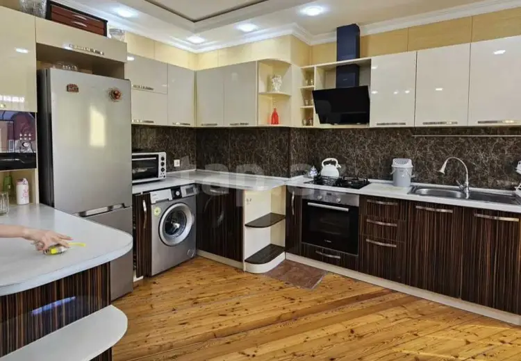 3 otaqlı mənzil , Bakı