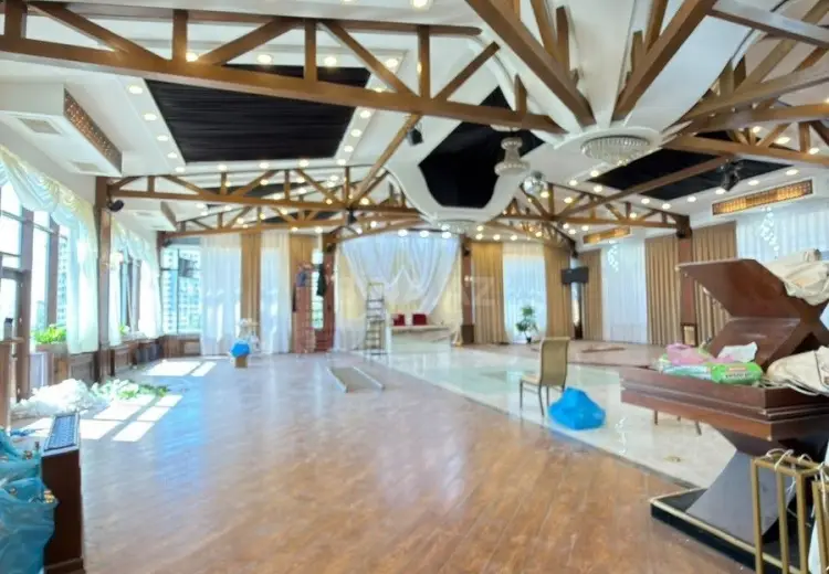 2000 m² Obyekt / Ofis Satılır, Xətai, Bakı