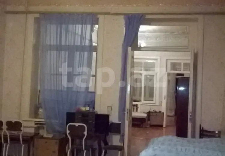 6 otaqlı mənzil , Gəncə