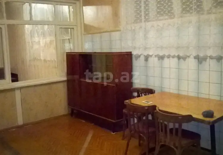 6 otaqlı mənzil , Gəncə