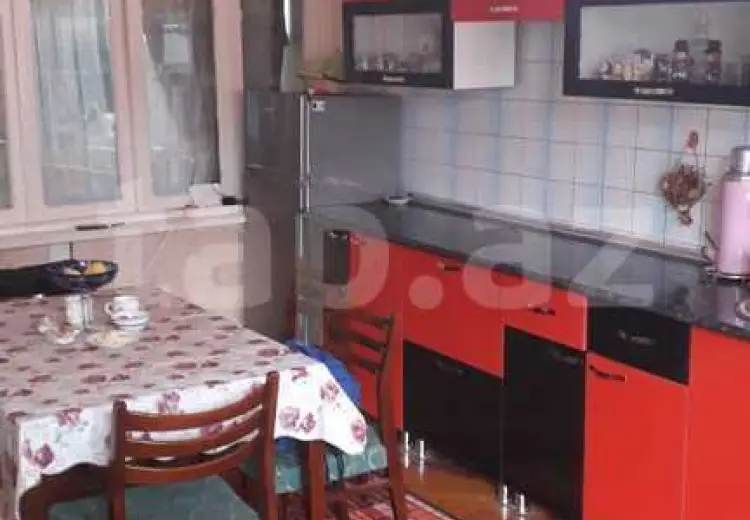 6 otaqlı mənzil , Gəncə