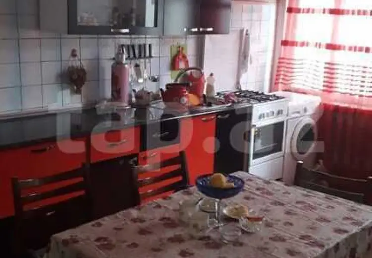6 otaqlı mənzil , Gəncə