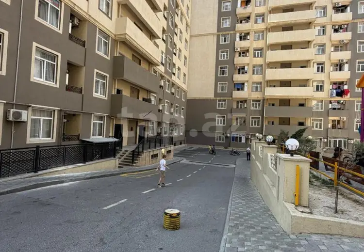 3 otaqlı mənzil , Bakı