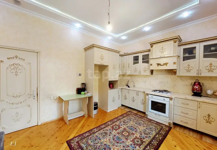 6 otaqlı mənzil , Sumqayıt