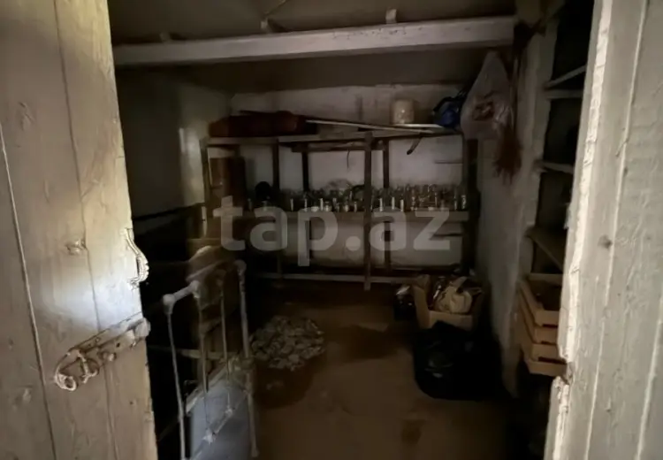 7 otaqlı mənzil , Göygöl