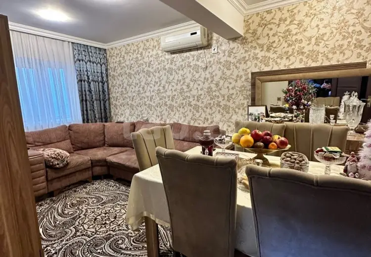 5 otaqlı mənzil , Bakı