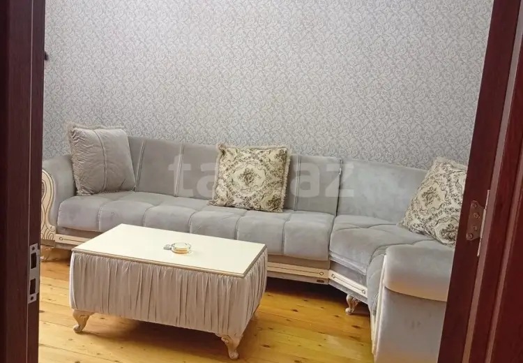 5 otaqlı mənzil , Xırdalan