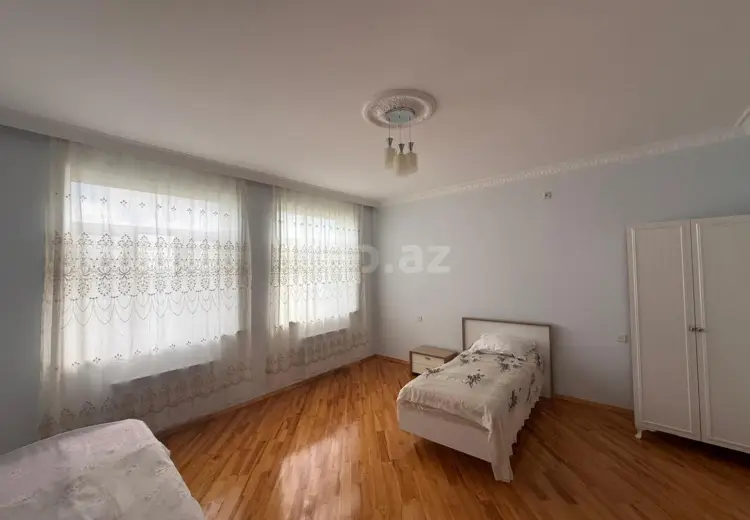 5 otaqlı mənzil , Oğuz