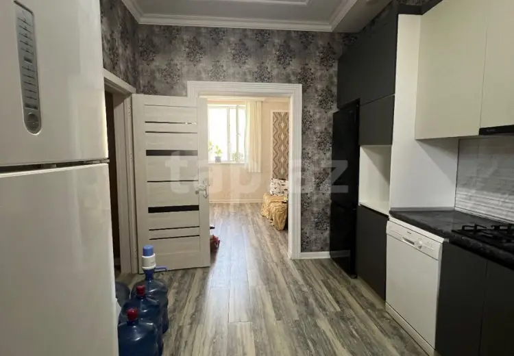 4 otaqlı mənzil , Bakı