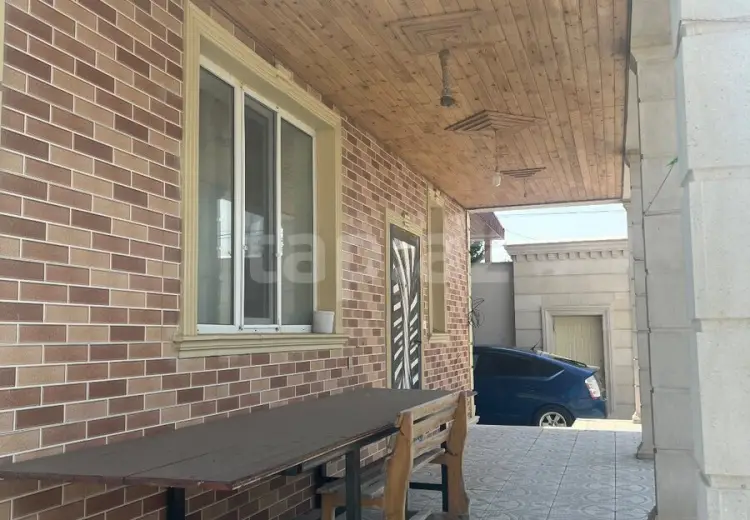 4 otaqlı mənzil , Bakı
