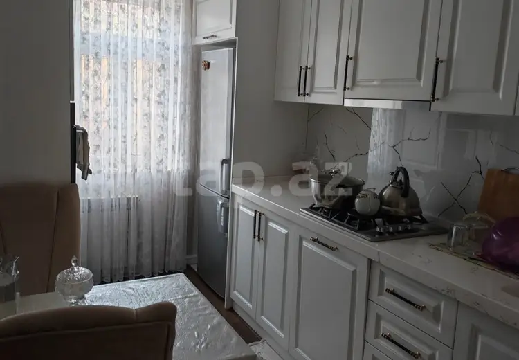4 otaqlı mənzil , Sumqayıt