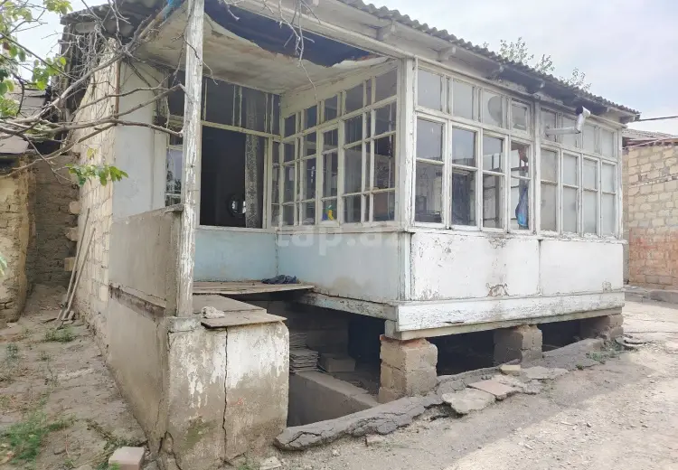 4 otaqlı mənzil , Gəncə