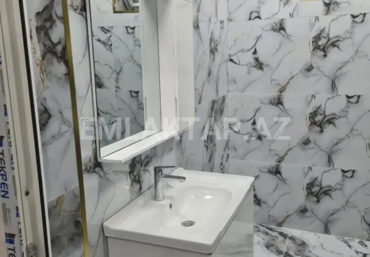 4 otaqlı mənzil Satılır, Suraxanı qəs., Suraxanı, Bakı
