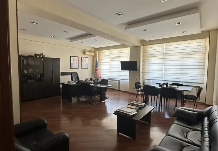 350 m² Obyekt / Ofis Satılır, Yasamal, Bakı
