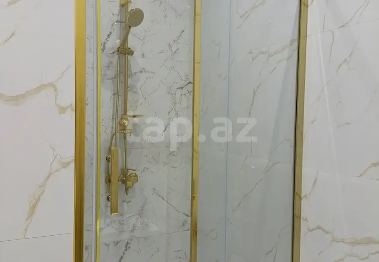 4 otaqlı mənzil , Bakı