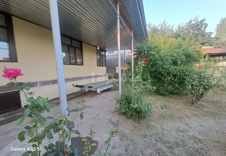 4 otaqlı mənzil , Şəki