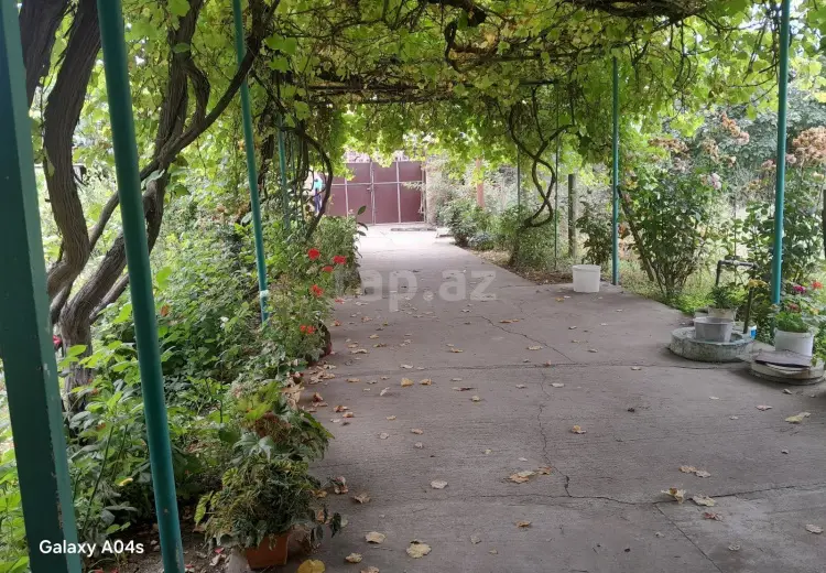 4 otaqlı mənzil , Quba