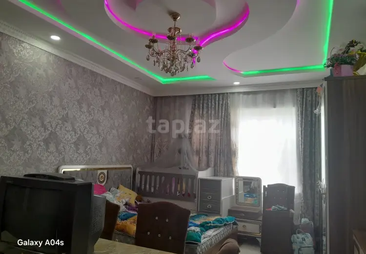 4 otaqlı mənzil , Quba