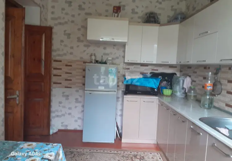 4 otaqlı mənzil , Quba