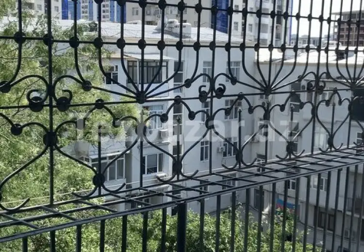 140 m² Obyekt / Ofis Kirayə (aylıq), Bakı