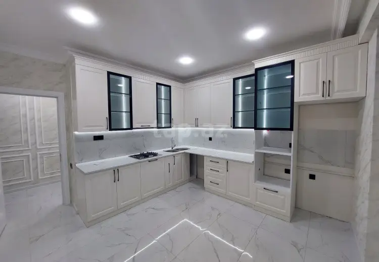 3 otaqlı mənzil , Bakı