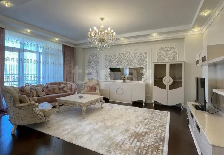 4 otaqlı mənzil , Bakı