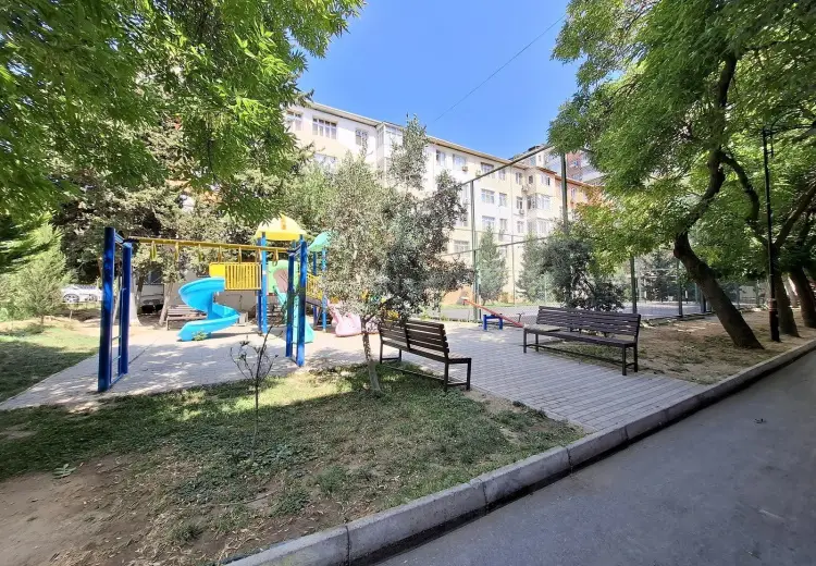 2 otaqlı mənzil Satılır, 4-cü mikrorayon, Nəsimi, Bakı
