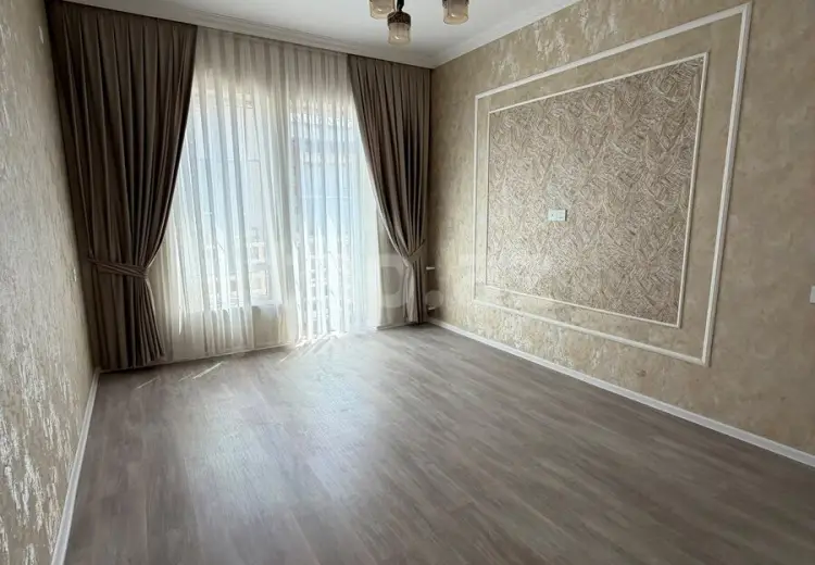 4 otaqlı mənzil , Xırdalan