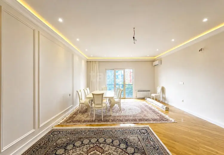 3 otaqlı mənzil , Bakı