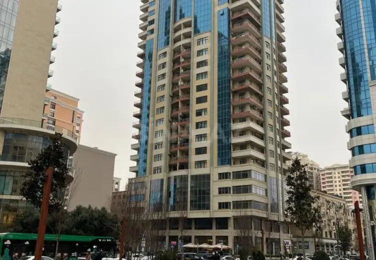 4 otaqlı mənzil Satılır, Nəsimi, Bakı