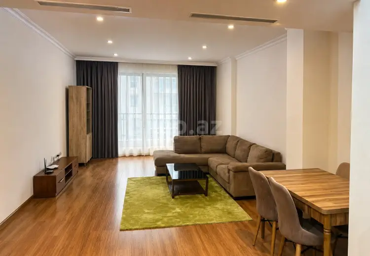 3 otaqlı mənzil , Bakı
