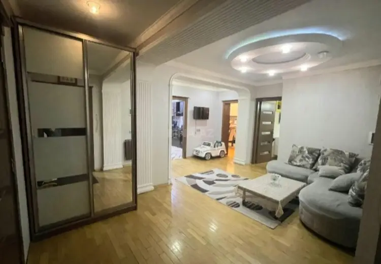 3 otaqlı mənzil Satılır, Yeni Yasamal qəs., Yasamal, Bakı