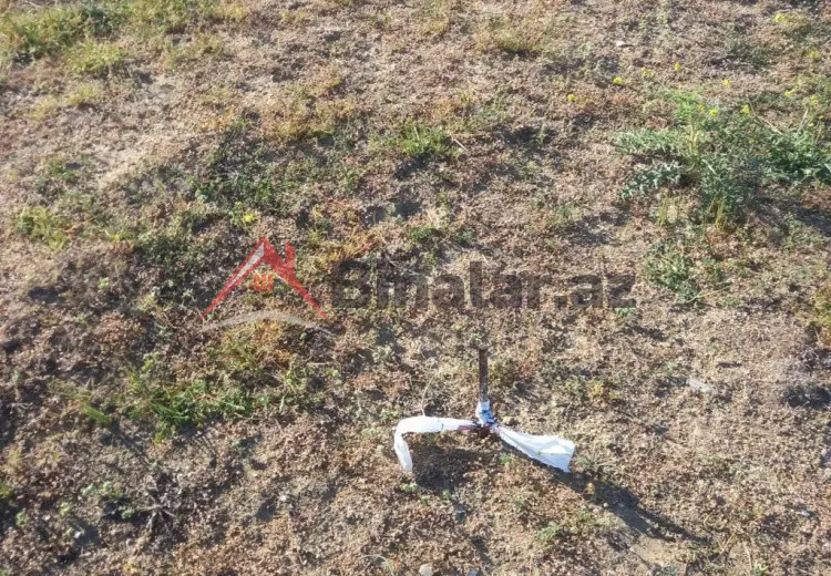 14 sot Torpaq Satılır, Bakı